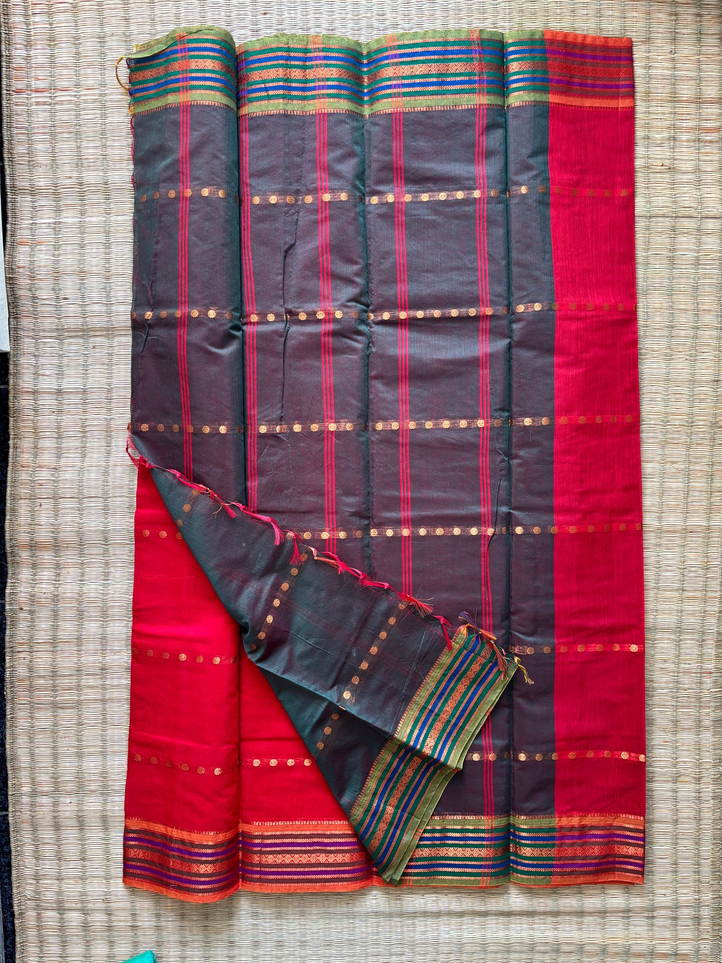 Vibrant cotton with straight buttas and ethnic border - red