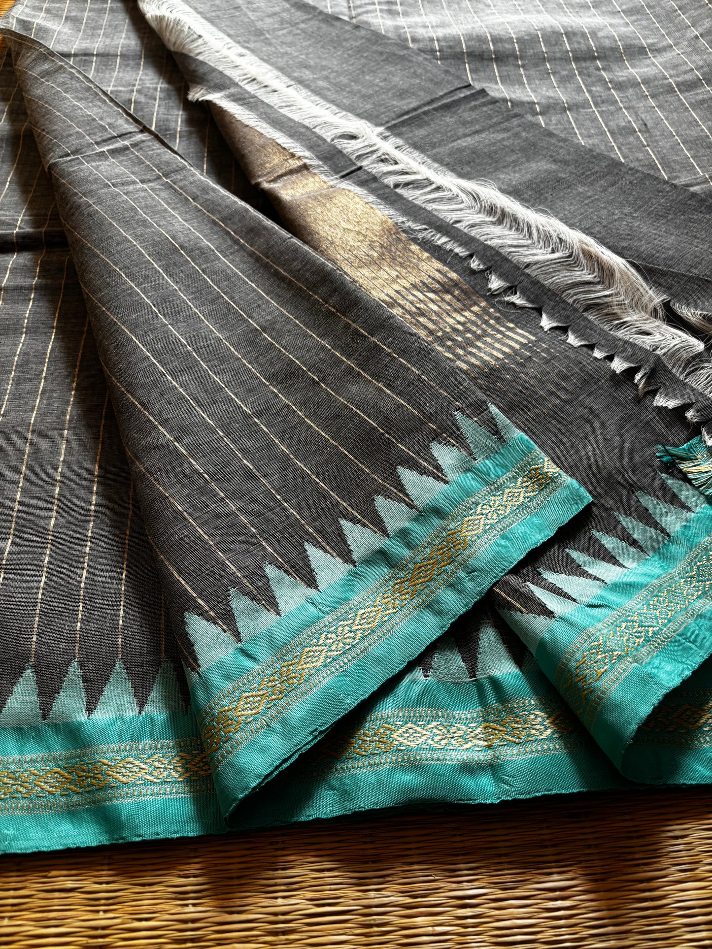 Handloom Cotton : Ponduru Khadi Saree - Gold & Grey with cyan border