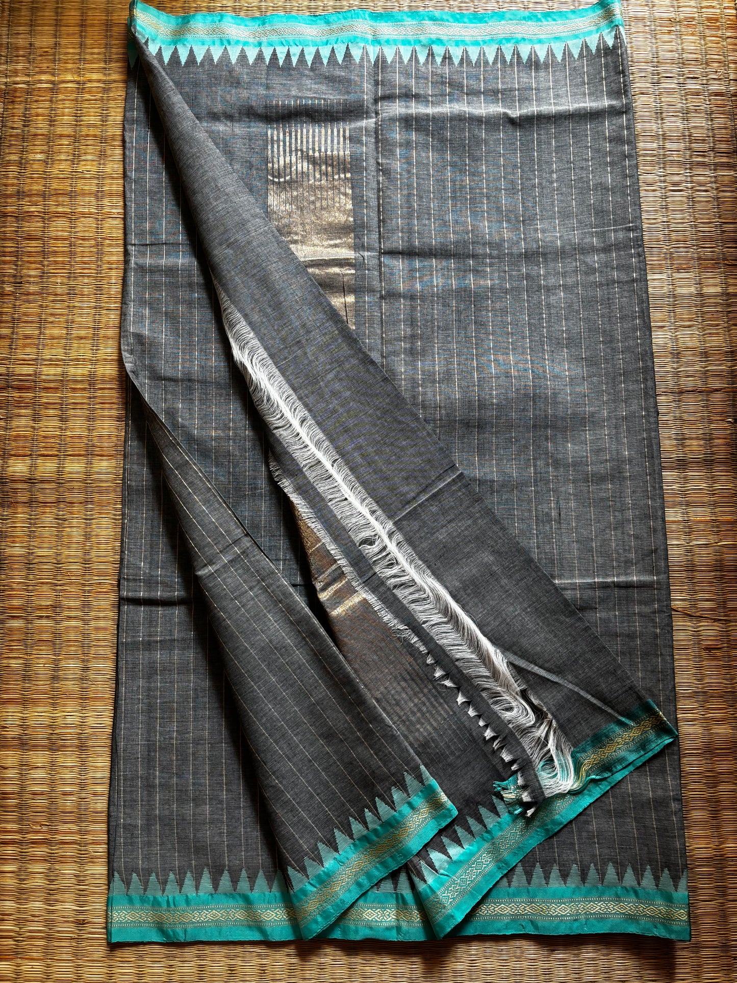 Handloom Cotton : Ponduru Khadi Saree - Gold & Grey with cyan border